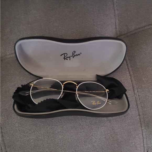 Ray-Ban Gold Wireframe Eyeglasses - Picture 3 of 9